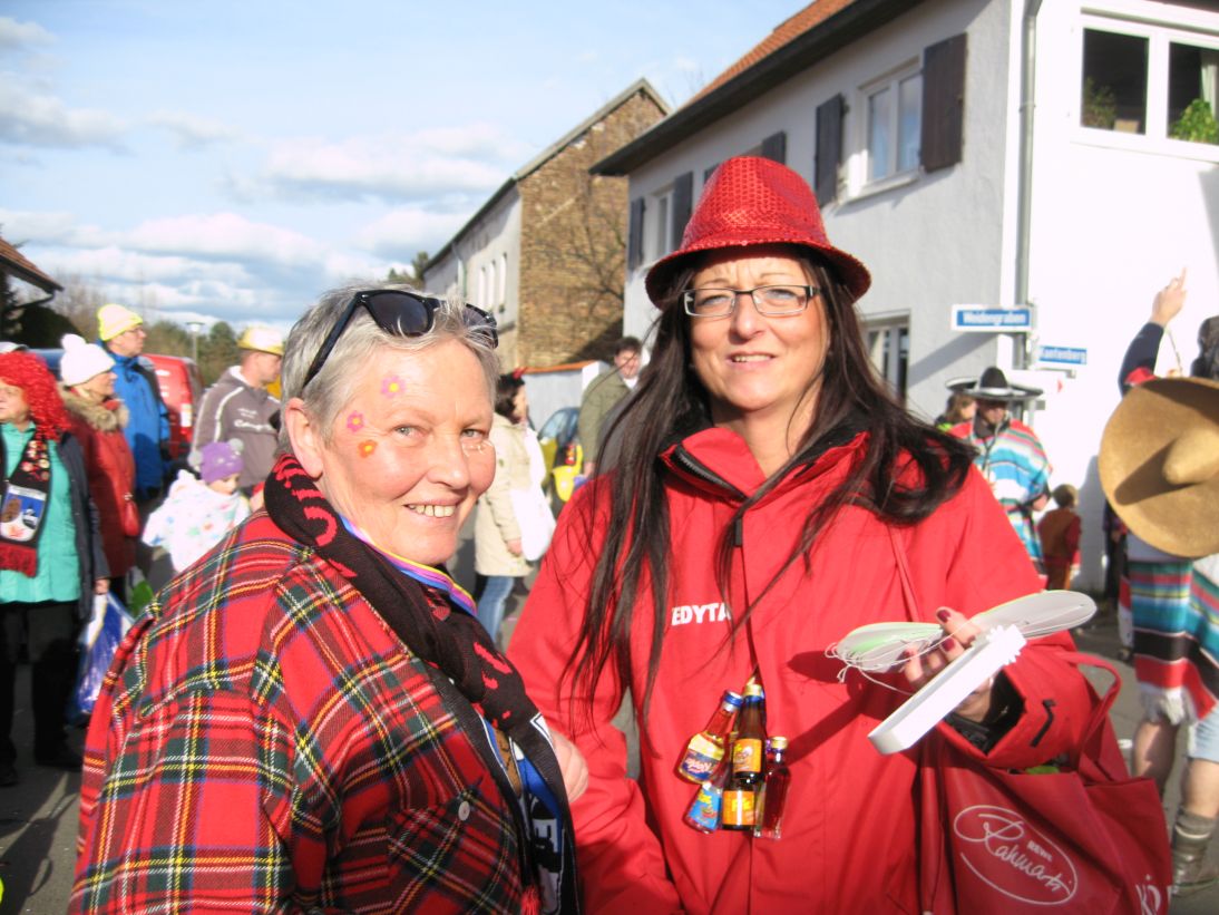 rosenmontagszug_20140511_1420351301